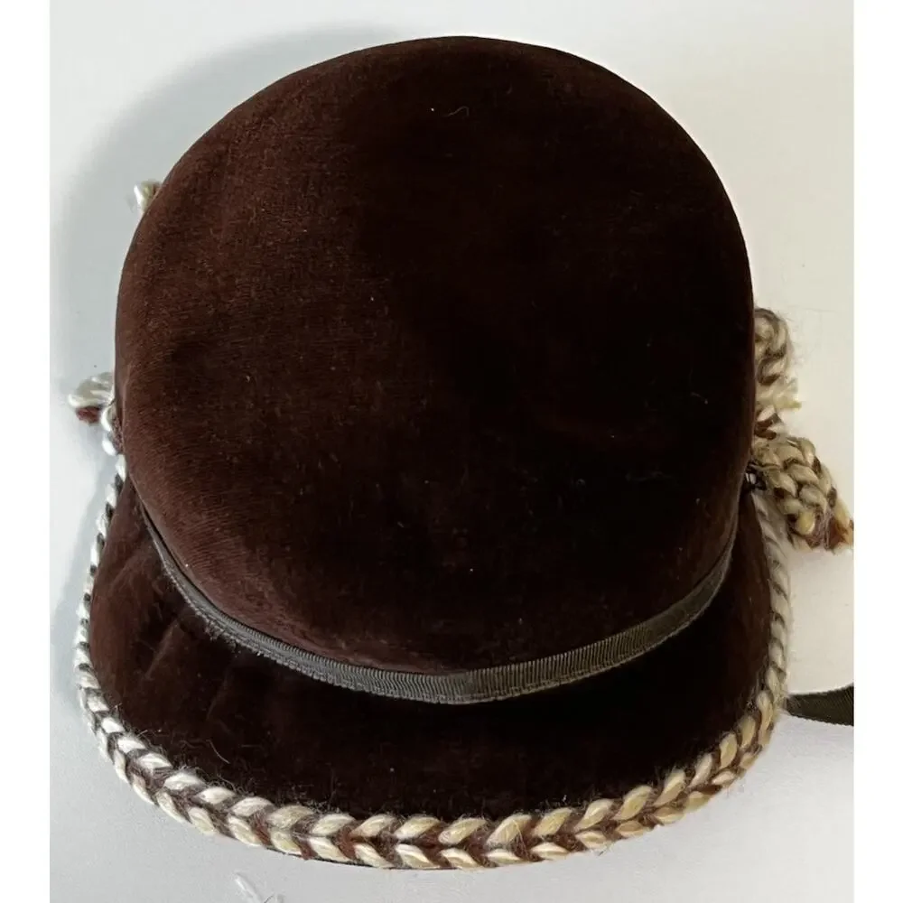 Vintage 40s 50s Girls Hat Petit Chapeau by Richard Englander Brown Felt Bonnet